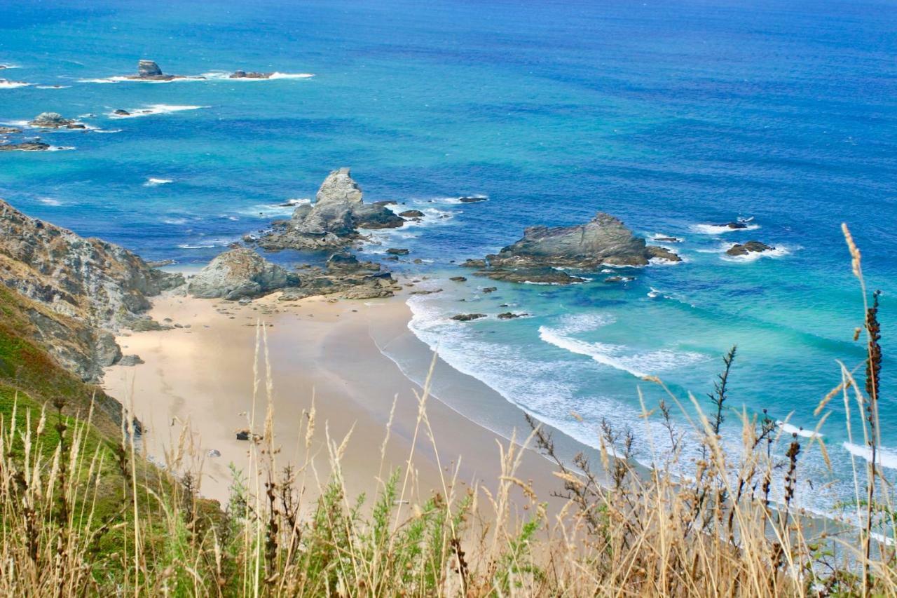 The Hidden Secret On The Cliff Vila Loiba Exterior foto